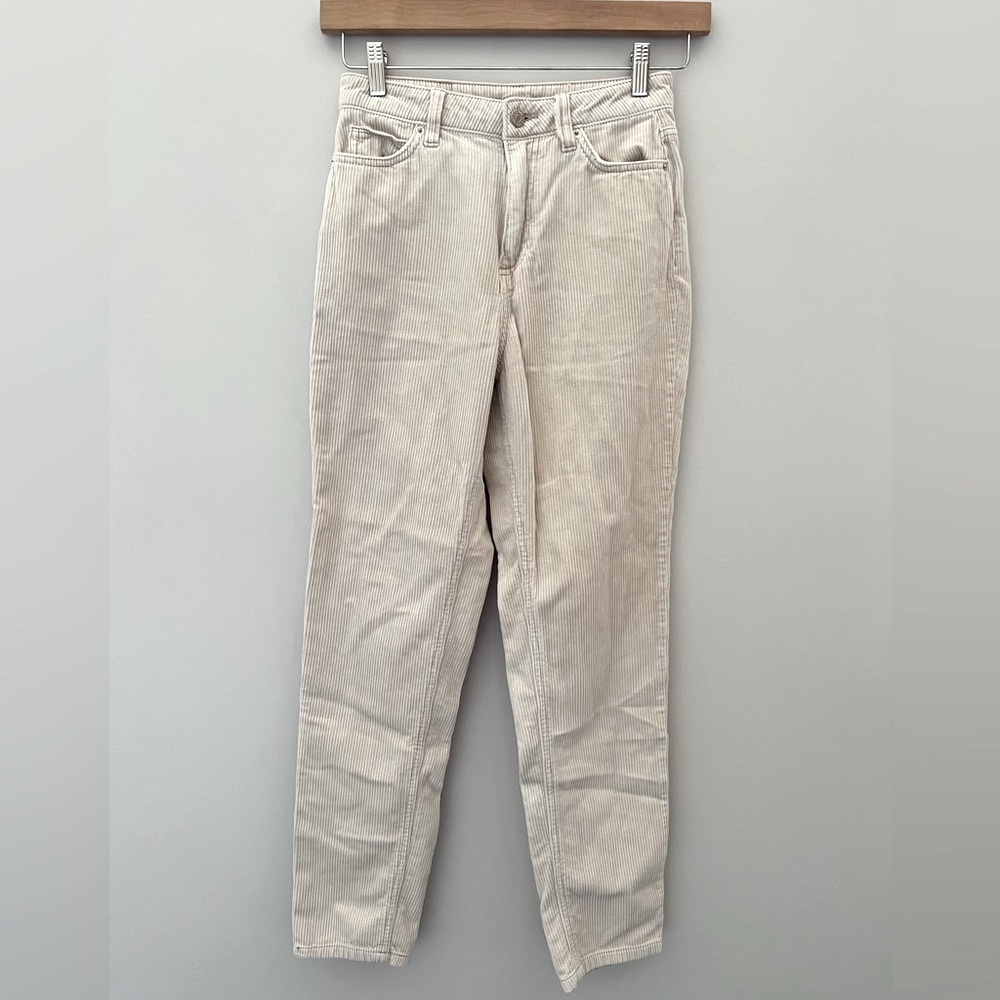 BDG High Rise Mom Corduroy | Cream/Tan | Size 26